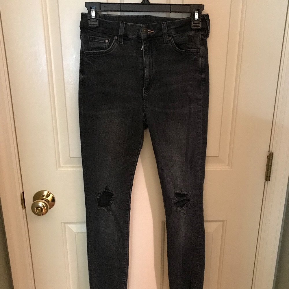 H&M Black Denim High Waist Ripped Jeans Size 26